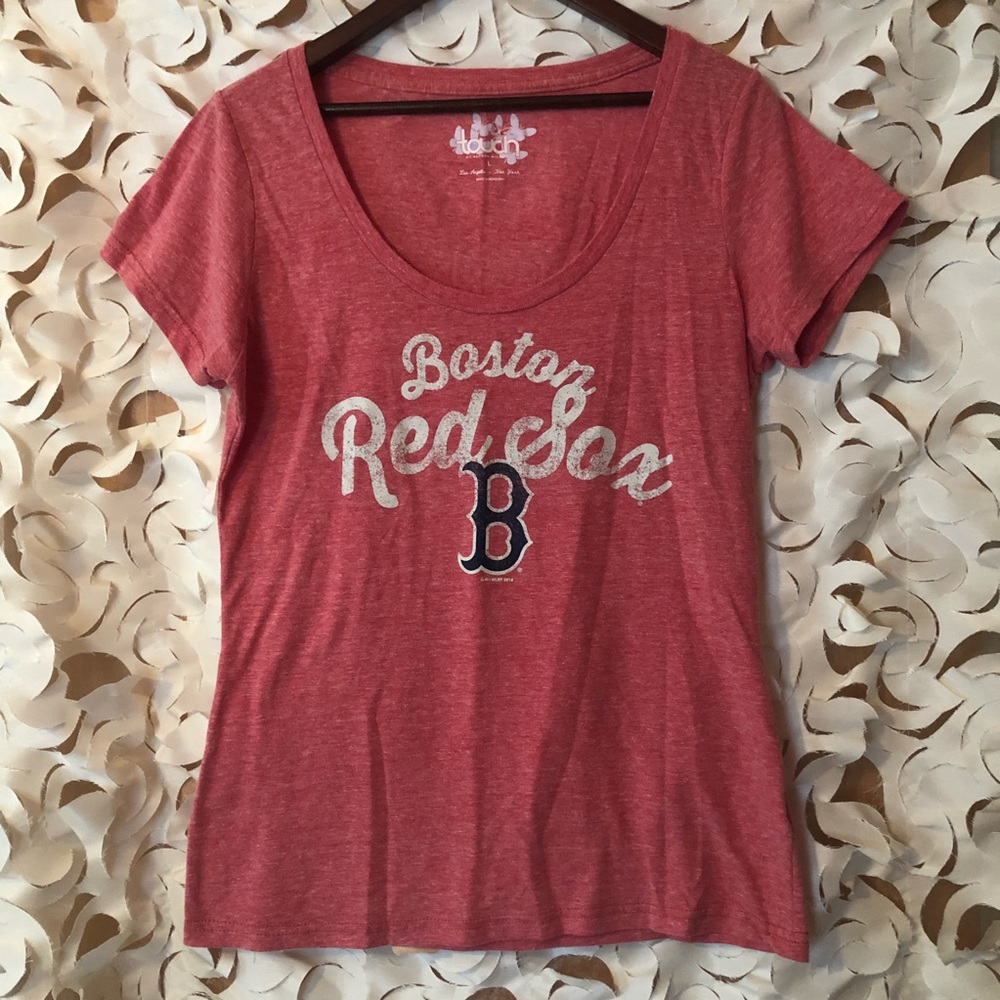 Like new Boston Red Sox scoop neck tee